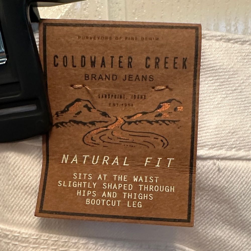 Coldwater Creek Women's Cream Straight Leg Jeans - Picture 5 of 5